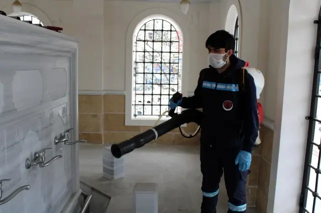 Sincan'da camiler için temizlik seferberliği Sincan'da camiler için temizlik seferberliği