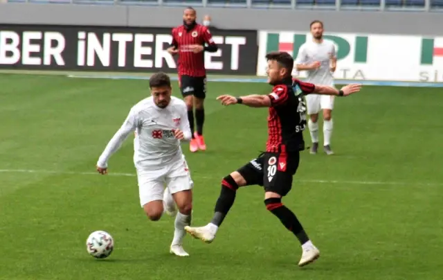 Süper Lig: Gençlerbirliği: 2 - Sivasspor: 3 (Maç sonucu) Süper Lig: Gençlerbirliği: 2 - Sivasspor: 3 (Maç sonucu)
