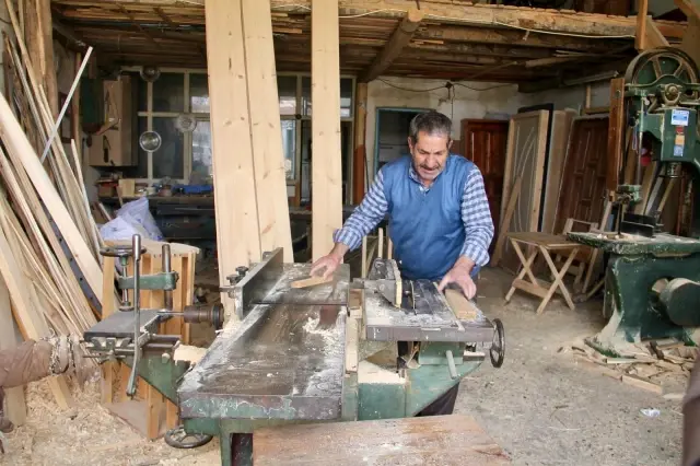 Usta ellerde üretilen 'yayıklar' Türkiye'nin dört bir yanından talep görüyor Usta ellerde üretilen 'yayıklar' Türkiye'nin dört bir yanından talep görüyor