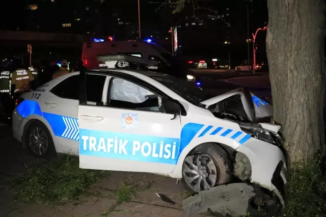 Uygulamadan kaçan otomobili kovalayan polis aracı kaza yaptı: 2 yaralı Uygulamadan kaçan otomobili kovalayan polis aracı kaza yaptı: 2 yaralı