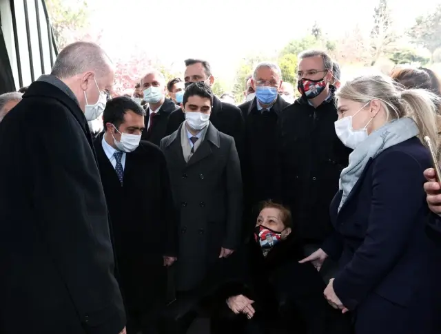 8. Cumhurbaşkanı Turgut Özal, vefatının 28. yılında kabri başında anıldı 8. Cumhurbaşkanı Turgut Özal, vefatının 28. yılında kabri başında anıldı