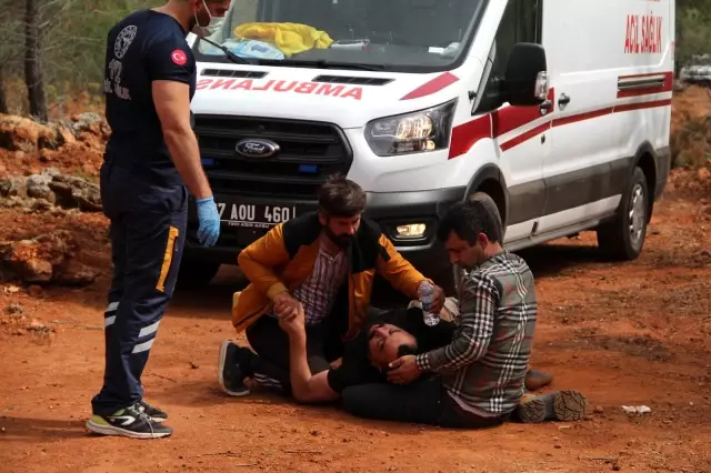 Kayıp hemşirenin cesedi 17 gün sonra ağaca asılı bulundu, ağabey sinir krizleri geçirdi Kayıp hemşirenin cesedi 17 gün sonra ağaca asılı bulundu, ağabey sinir krizleri geçirdi