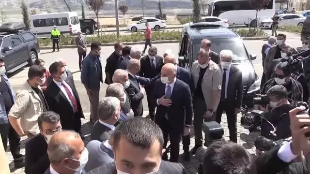 Bakan Karaismailoğlu, Hasankeyf'te incelemelerde bulundu Bakan Karaismailoğlu, Hasankeyf'te incelemelerde bulundu