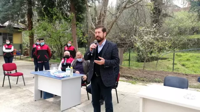 Balıkesir'de hayvancılara Merinos ırkı damızlık koç dağıtıldı Balıkesir'de hayvancılara Merinos ırkı damızlık koç dağıtıldı