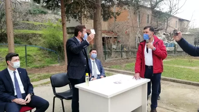 Balıkesir'de hayvancılara Merinos ırkı damızlık koç dağıtıldı Balıkesir'de hayvancılara Merinos ırkı damızlık koç dağıtıldı