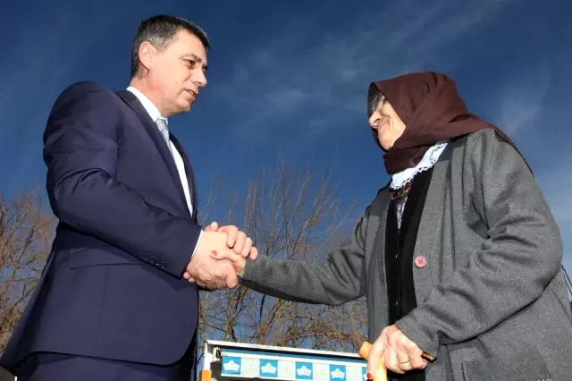Başkan Şimşek, oylarını 4,4 oranında arttırdı Başkan Şimşek, oylarını 4,4 oranında arttırdı