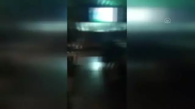 Beyoğlu'nda Kovid-19 tedbirlerini ihlal eden eğlence mekanındaki 8 kişiye para cezası verildi Beyoğlu'nda Kovid-19 tedbirlerini ihlal eden eğlence mekanındaki 8 kişiye para cezası verildi