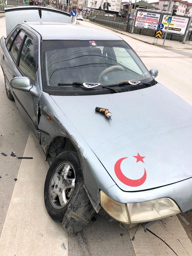 bos yolda kural ihlali kazayi getirdi 5 14072953 o