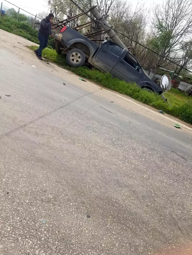 Elektrikli motosikletle otomobil çarpıştı: 15 yaşındaki genç yaşamını yitirdi Elektrikli motosikletle otomobil çarpıştı: 15 yaşındaki genç yaşamını yitirdi