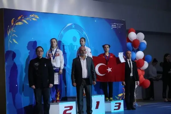 Çocuk evlerinde 13 milli, 2 bin 391 lisanslı sporcu yetiştirildi Çocuk evlerinde 13 milli, 2 bin 391 lisanslı sporcu yetiştirildi