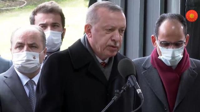 cumhurbaskani erdogan turgut ozal in kabri 14072878 1713 o