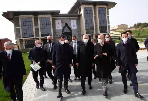 İSTANBUL-ERDOĞAN ÜNİVERSİTE KÜLLİYESİ VE CAMİ İNŞAATINDA İNCELEME YAPTI İSTANBUL-ERDOĞAN ÜNİVERSİTE KÜLLİYESİ VE CAMİ İNŞAATINDA İNCELEME YAPTI