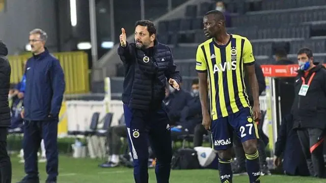 Fenerbahçe'den ayrılan Erol Bulut'un yeni adresi Yunanistan Ligi oluyor Fenerbahçe'den ayrılan Erol Bulut'un yeni adresi Yunanistan Ligi oluyor