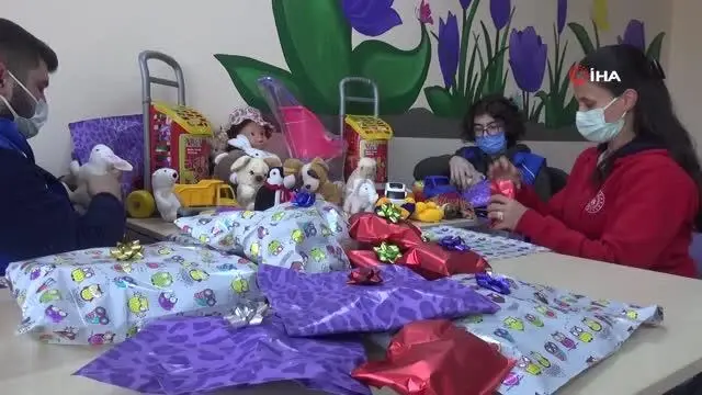 Gençlik merkezi minik yüzlerde tebessüm oldu Gençlik merkezi minik yüzlerde tebessüm oldu