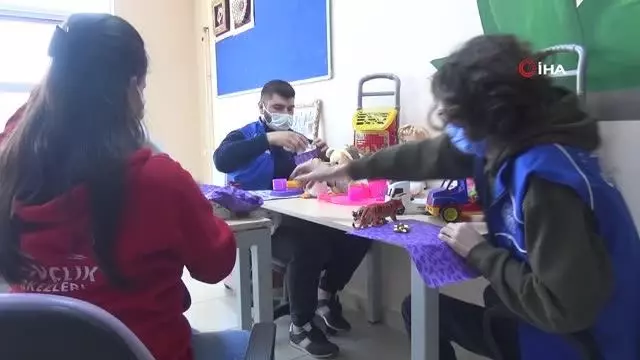 Gençlik merkezi minik yüzlerde tebessüm oldu Gençlik merkezi minik yüzlerde tebessüm oldu