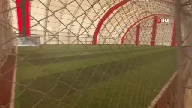 Halı saha maçında kalp krizi geçiren 20 yaşındaki genç hayatını kaybetti Halı saha maçında kalp krizi geçiren 20 yaşındaki genç hayatını kaybetti