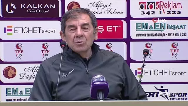 Hamdi Yılmaz: 'Hakem kararlarının çok adil olduğunu zannetmiyorum' Hamdi Yılmaz: 'Hakem kararlarının çok adil olduğunu zannetmiyorum'