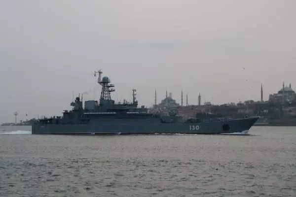 İstanbul Boğazı'nda Rus savaş gemisi hareketliliği! 2 gün içinde 4 gemi geçti İstanbul Boğazı'nda Rus savaş gemisi hareketliliği! 2 gün içinde 4 gemi geçti