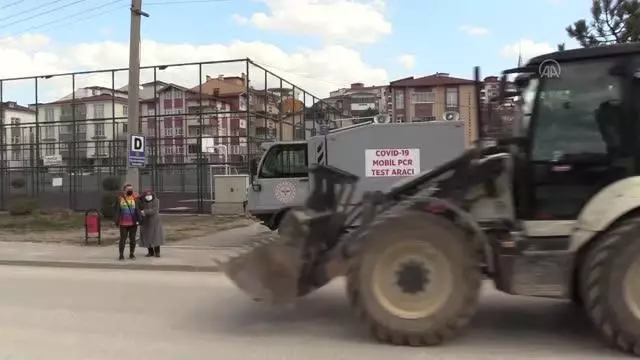 KASTAMONU - 'Mobil PCR test aracı' ile Kovid-19 vakaları yerinde tespit ediliyor KASTAMONU - 'Mobil PCR test aracı' ile Kovid-19 vakaları yerinde tespit ediliyor