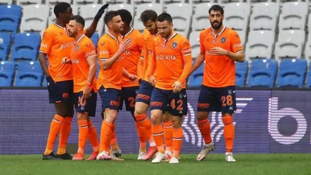 A football player caught coronavirus in Medipol Başakşehir