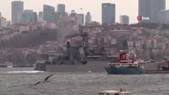 Son dakika haberleri! Rus savaş gemileri Boğaz'dan geçti Son dakika haberleri! Rus savaş gemileri Boğaz'dan geçti