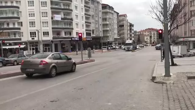 Sokağa çıkma kısıtlaması nedeniyle sessizlik hakim Sokağa çıkma kısıtlaması nedeniyle sessizlik hakim