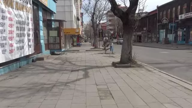 Sokağa çıkma kısıtlaması nedeniyle sessizlik hakim Sokağa çıkma kısıtlaması nedeniyle sessizlik hakim