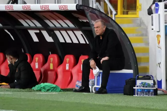 Süper Lig: Göztepe: 1 - Galatasaray: 2 (İlk yarı) Süper Lig: Göztepe: 1 - Galatasaray: 2 (İlk yarı)