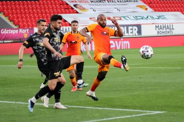 Süper Lig: Göztepe: 1 - Galatasaray: 2 (İlk yarı) Süper Lig: Göztepe: 1 - Galatasaray: 2 (İlk yarı)