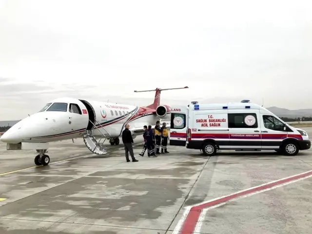 Son dakika... Uçak ambulanslar bebekler için havalandı Son dakika... Uçak ambulanslar bebekler için havalandı