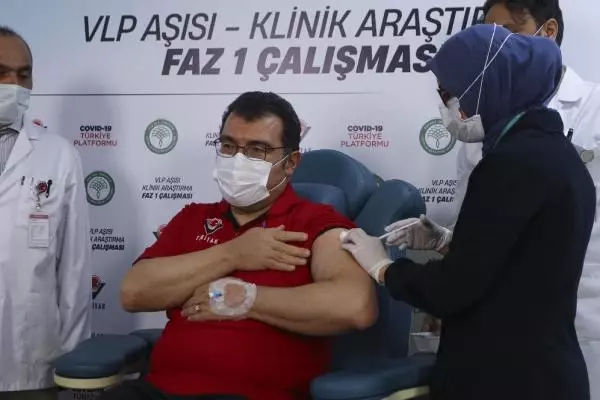 Varank: Yerli ve milli VLP aşısının sadece Türkiye'ye değil, tüm insanlığa faydası olsun istiyoruz Varank: Yerli ve milli VLP aşısının sadece Türkiye'ye değil, tüm insanlığa faydası olsun istiyoruz