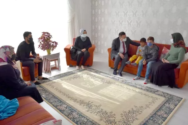 Bağlar Belediye Başkanı Beyoğlu aile ziyaretlerini sürdürüyor Bağlar Belediye Başkanı Beyoğlu aile ziyaretlerini sürdürüyor