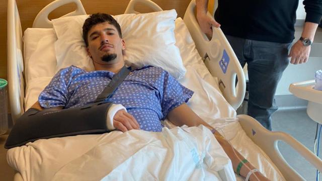 The first photo came from Altay Bayındır after the operation