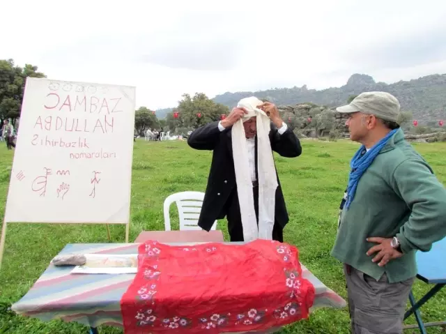 Bafa'nın kıyısından bir cambaz geçti