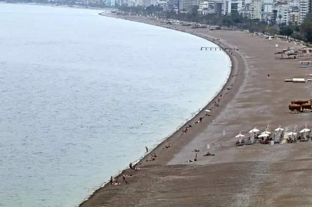 Bakan Soylu'nun açıklamasının ardından dünyaca ünlü sahilde sıkı denetim Bakan Soylu'nun açıklamasının ardından dünyaca ünlü sahilde sıkı denetim