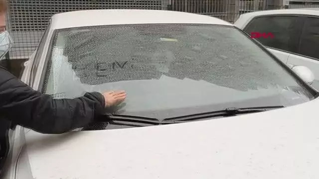 BALIKESİR EDREMİT KÖRFEZİ'NE ÇAMUR YAĞDI