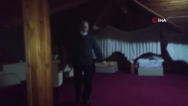 cezadan kurtulmak icin sandalyenin arkasina 4 14073732 o