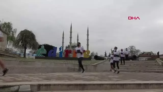 Son dakika haberleri! EDİRNE SELİMİYE'NİN UNESCO'YA GİRİŞİNİN 10'UNCU YILINDA, 10 ATLETLE ÇEVRESİNDE KOŞU Son dakika haberleri! EDİRNE SELİMİYE'NİN UNESCO'YA GİRİŞİNİN 10'UNCU YILINDA, 10 ATLETLE ÇEVRESİNDE KOŞU