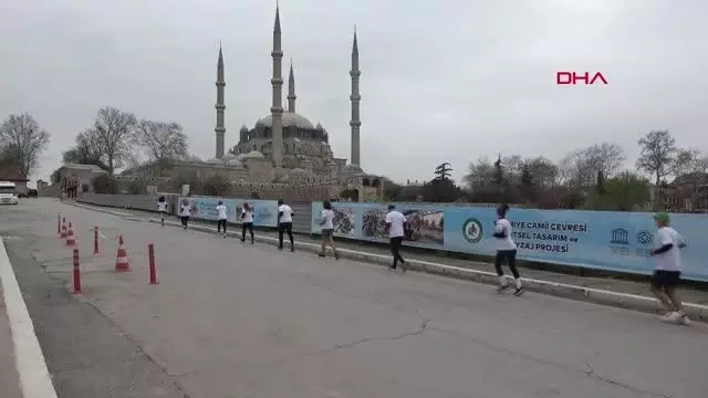 Son dakika haberleri! EDİRNE SELİMİYE'NİN UNESCO'YA GİRİŞİNİN 10'UNCU YILINDA, 10 ATLETLE ÇEVRESİNDE KOŞU Son dakika haberleri! EDİRNE SELİMİYE'NİN UNESCO'YA GİRİŞİNİN 10'UNCU YILINDA, 10 ATLETLE ÇEVRESİNDE KOŞU