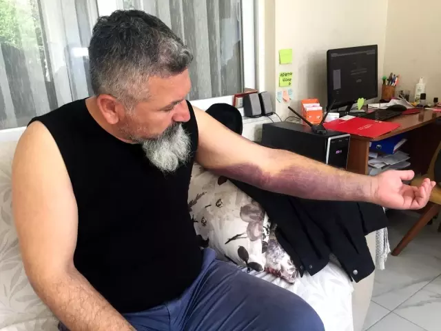 Karşı yönden gelen traktör aracını biçti, kaza sonrası öldüresiye dayak yedi Karşı yönden gelen traktör aracını biçti, kaza sonrası öldüresiye dayak yedi