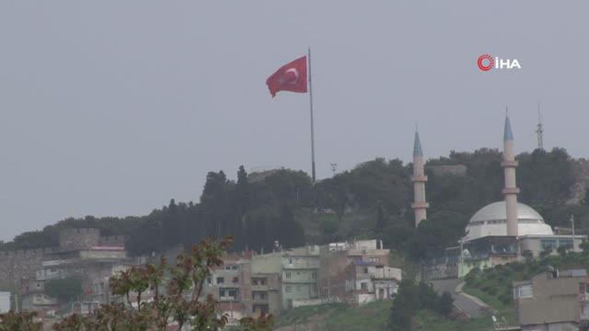 İzmir'e çamur yağdı