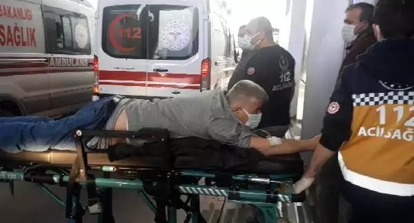 Sokak ortasında rastgele ateş açtı: 2 yaralı Sokak ortasında rastgele ateş açtı: 2 yaralı