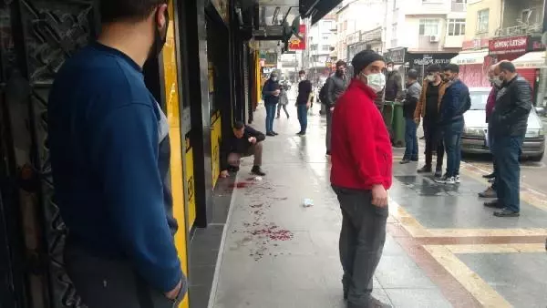 Sokak ortasında rastgele ateş açtı: 2 yaralı Sokak ortasında rastgele ateş açtı: 2 yaralı