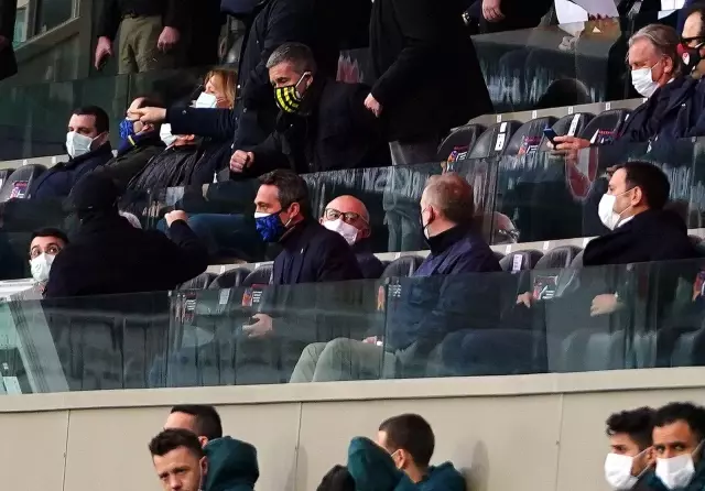 Süper Lig: Medipol Başakşehir: 1 - Fenerbahçe: 1 (İlk yarı) Süper Lig: Medipol Başakşehir: 1 - Fenerbahçe: 1 (İlk yarı)