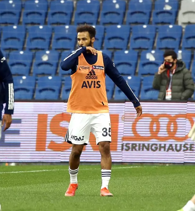 Süper Lig: Medipol Başakşehir: 1 - Fenerbahçe: 1 (İlk yarı) Süper Lig: Medipol Başakşehir: 1 - Fenerbahçe: 1 (İlk yarı)