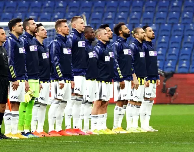 Süper Lig: Medipol Başakşehir: 1 - Fenerbahçe: 1 (İlk yarı) Süper Lig: Medipol Başakşehir: 1 - Fenerbahçe: 1 (İlk yarı)