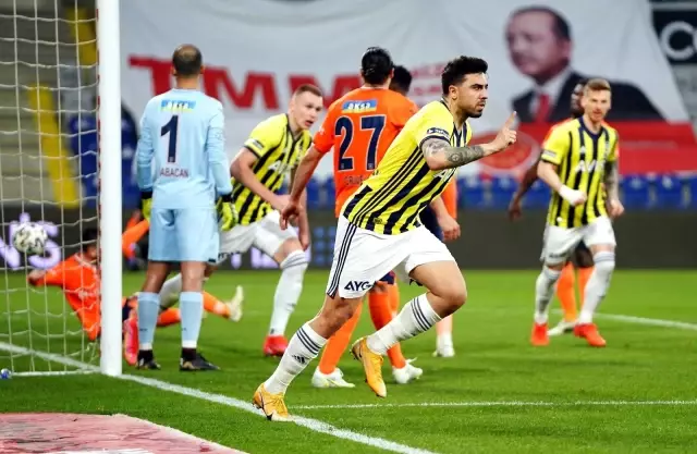 Süper Lig: Medipol Başakşehir: 1 - Fenerbahçe: 1 (İlk yarı) Süper Lig: Medipol Başakşehir: 1 - Fenerbahçe: 1 (İlk yarı)