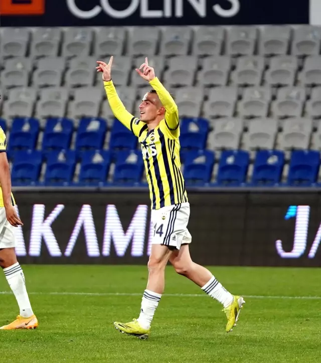 Süper Lig: Medipol Başakşehir: 1 - Fenerbahçe: 2 (Maç sonucu) Süper Lig: Medipol Başakşehir: 1 - Fenerbahçe: 2 (Maç sonucu)
