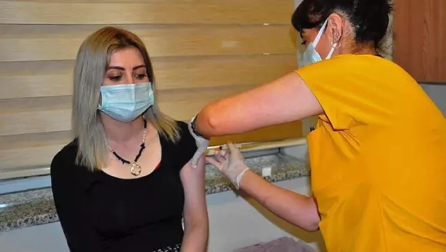 Tıp doktoru MHP'li vekilden ilginç aşı çıkışı: Yaptırmayana ceza kesilsin, kanun bunu sağlıyor Tıp doktoru MHP'li vekilden ilginç aşı çıkışı: Yaptırmayana ceza kesilsin, kanun bunu sağlıyor