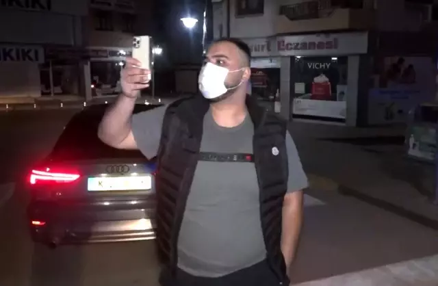 Son dakika haberi! Kısıtlamayı deldi, cezayı görünce basın mensuplarına tepki gösterdi Son dakika haberi! Kısıtlamayı deldi, cezayı görünce basın mensuplarına tepki gösterdi